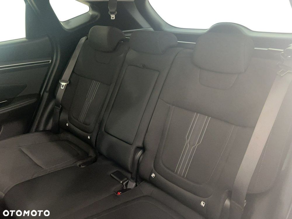 Hyundai Tucson - 12