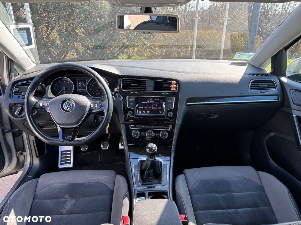 Volkswagen Golf 1.4 TSI BMT Highline - 9