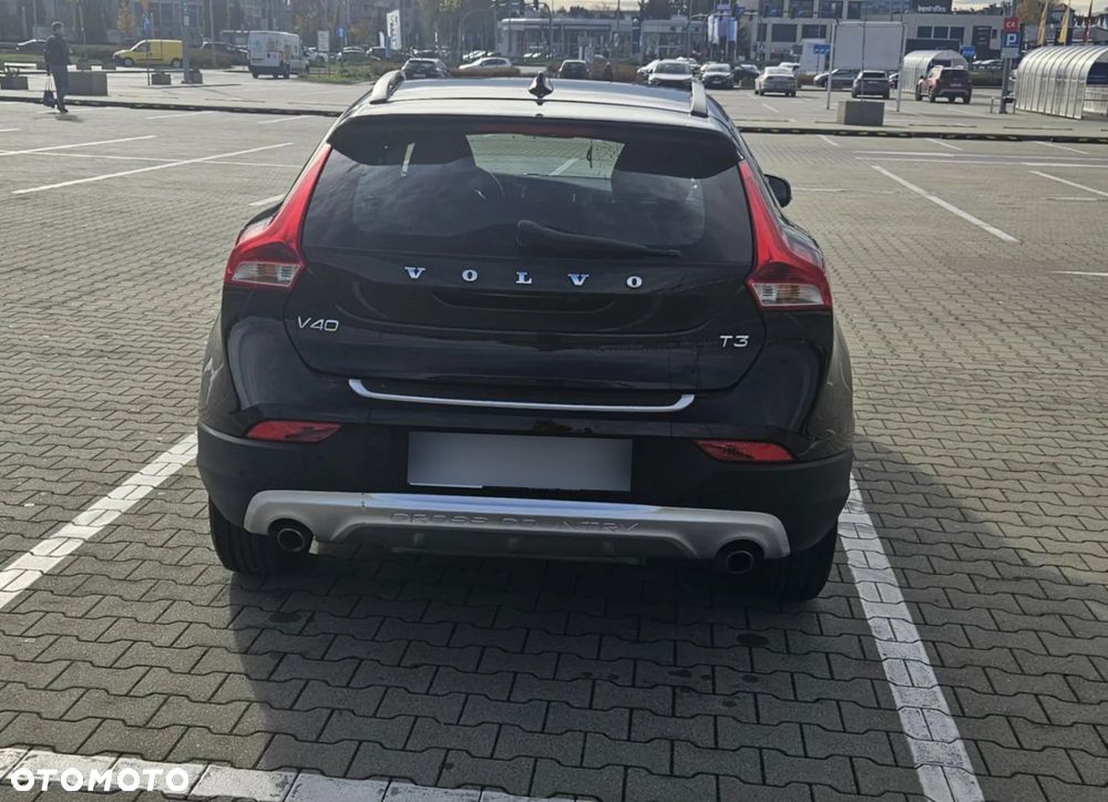 Volvo V40 T3 Drive-E Momentum - 10