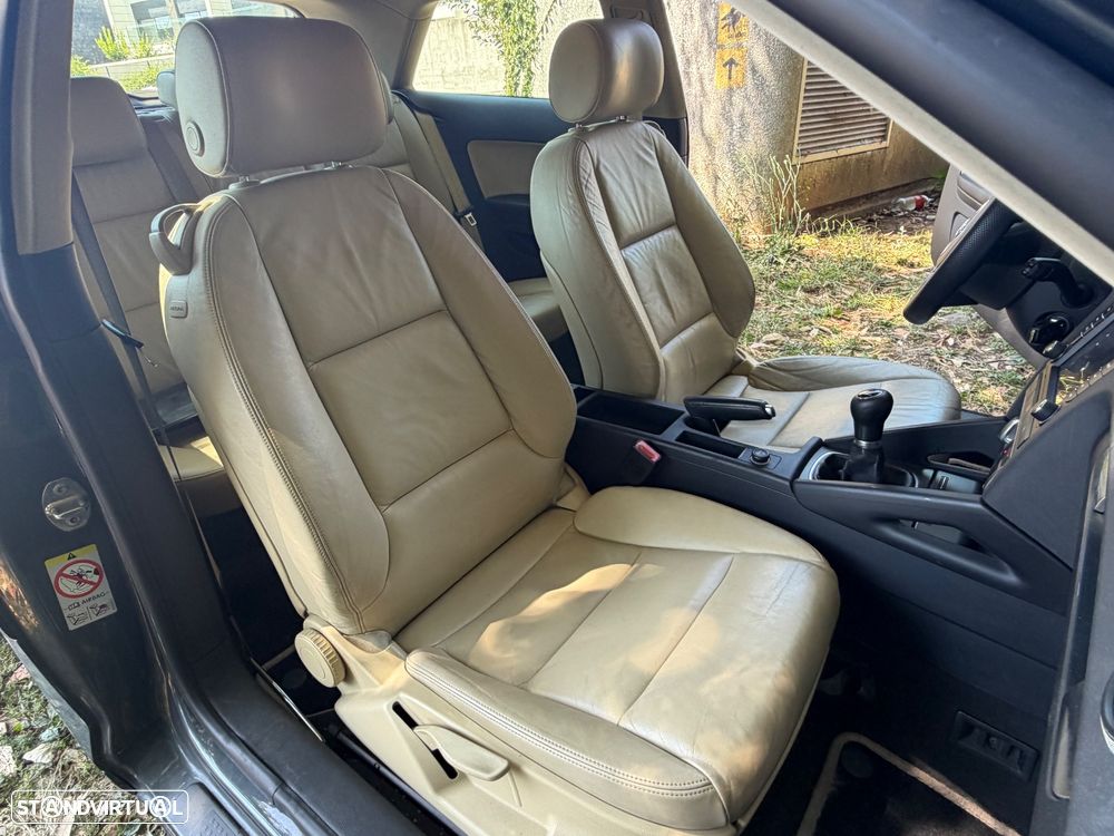 Audi A3 1.6 TDI DPF Attraction - 11