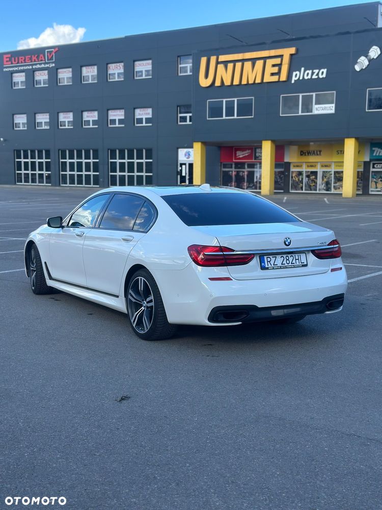 BMW Seria 7 740Li - 4