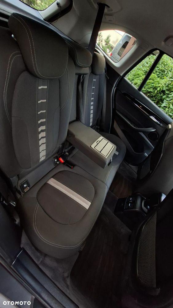 BMW X1 xDrive18d xLine - 19