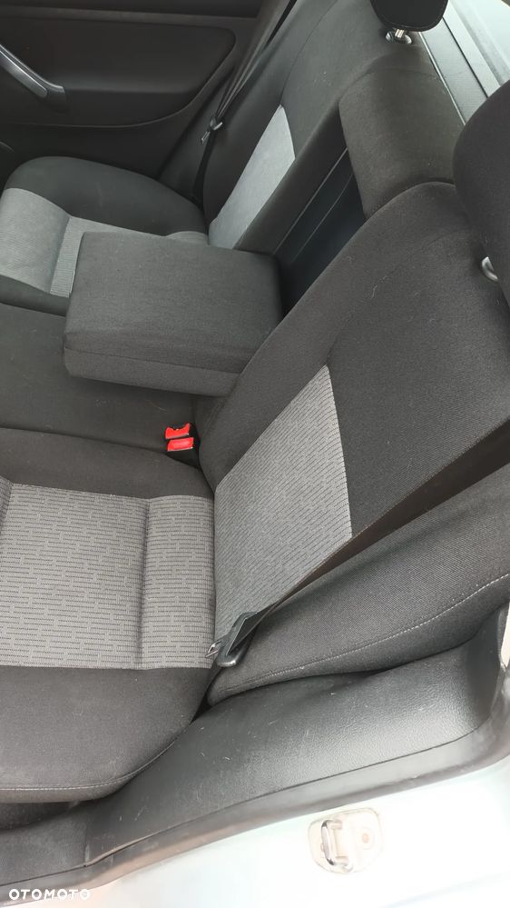 Volkswagen Golf 2.0 Basis - 19