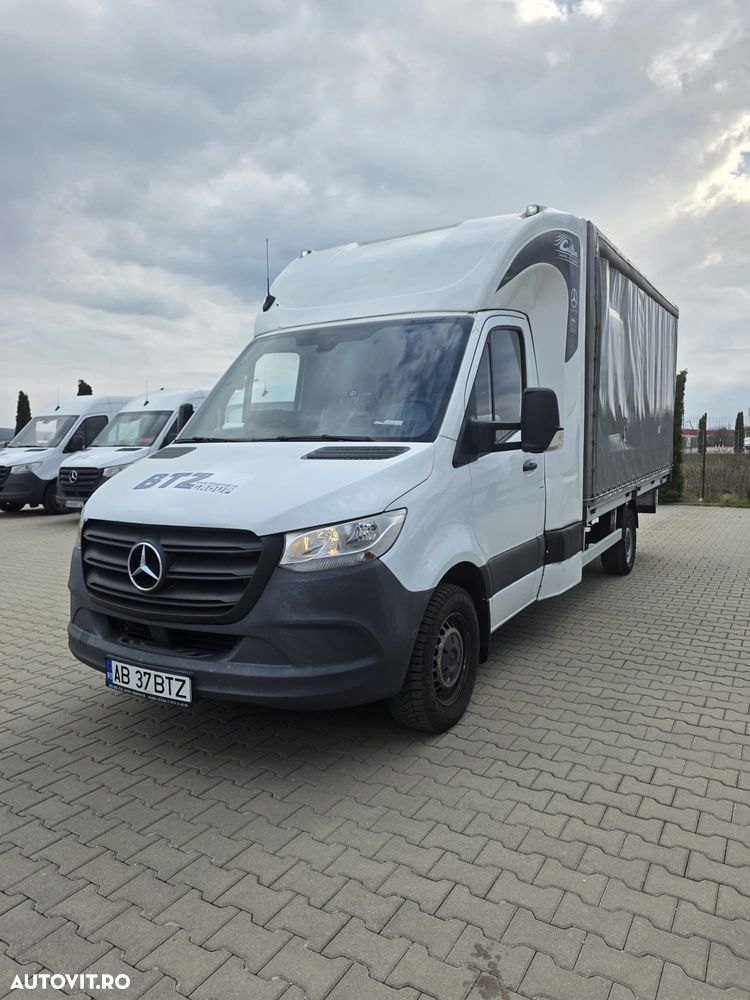 Mercedes-Benz Sprinter - 1
