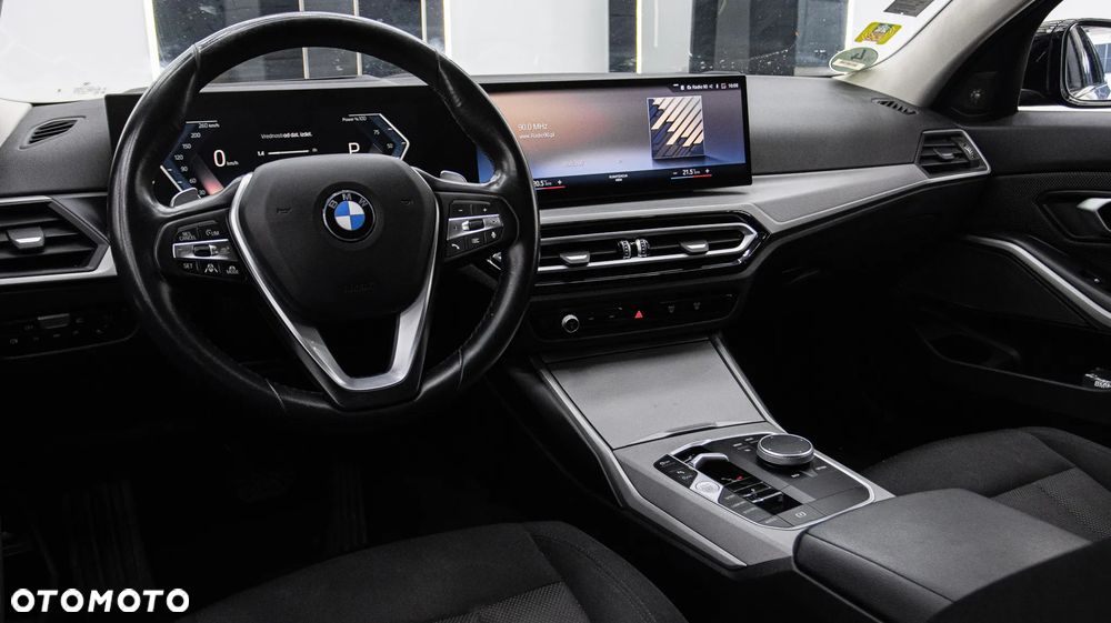 BMW Seria 3 320i Advantage sport - 14