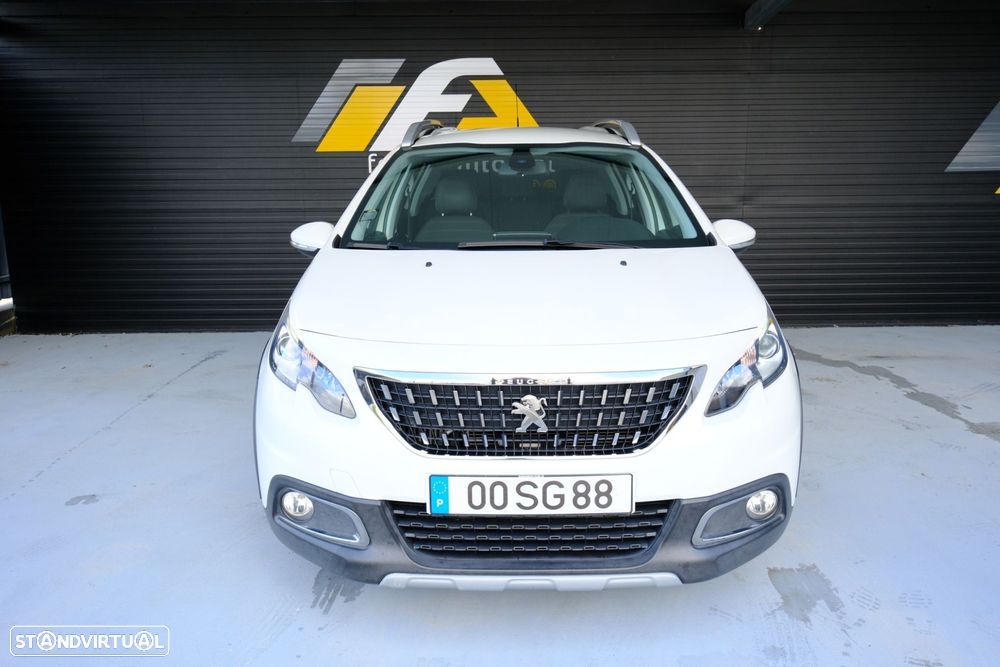 Peugeot 2008 1.2 PureTech Allure - 6