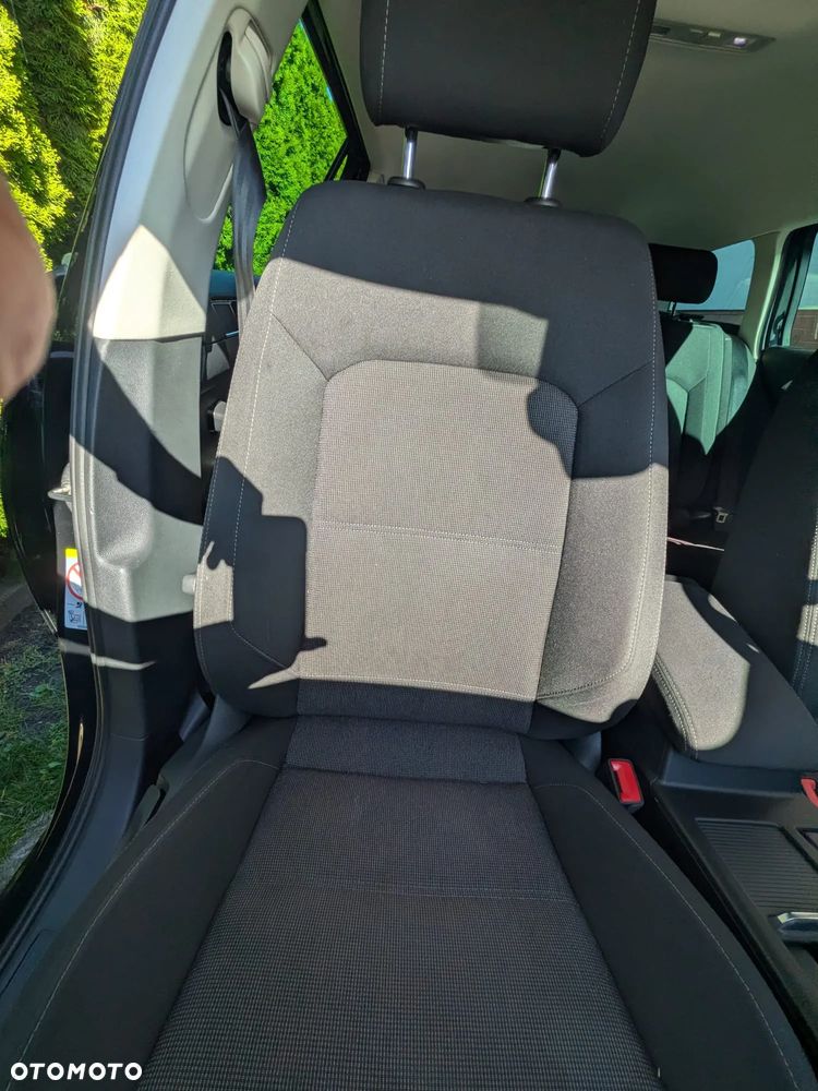 Volkswagen Passat 2.0 TDI BMT Comfortline - 19