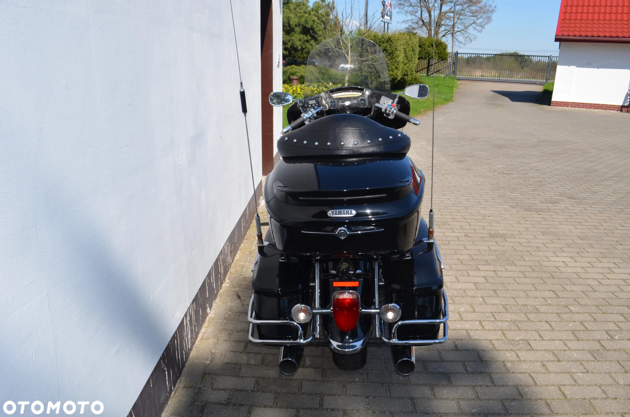 Yamaha Venture - 16