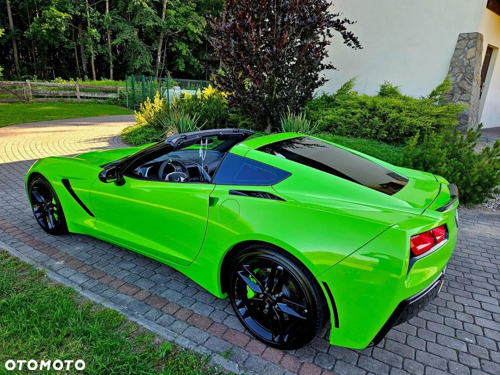 Chevrolet Corvette - 4
