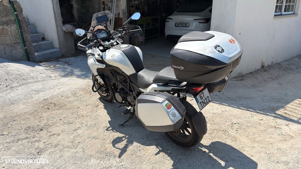 Benelli TRK 502 - 3