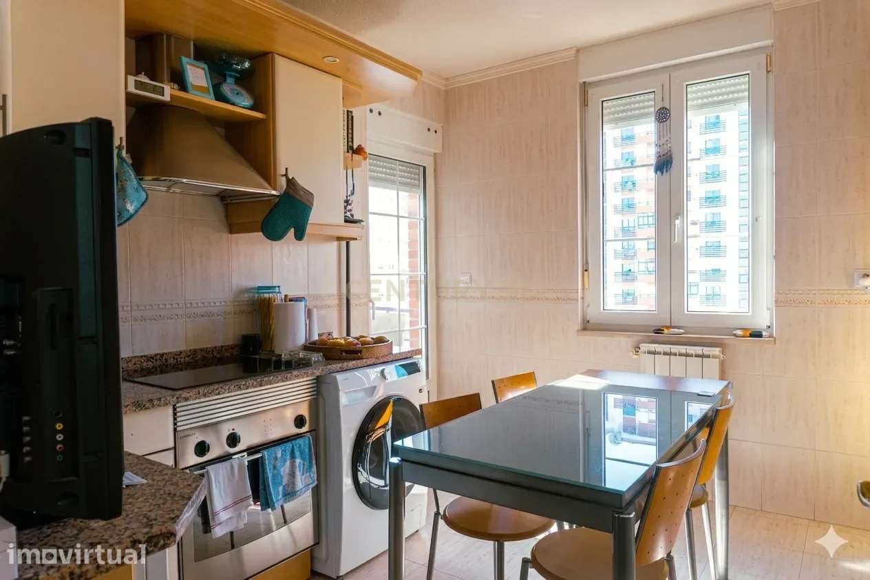 Apartamento T3 duplex em Carregado -Alenquer, União das Freguesias de - Grande imagem: 4/23