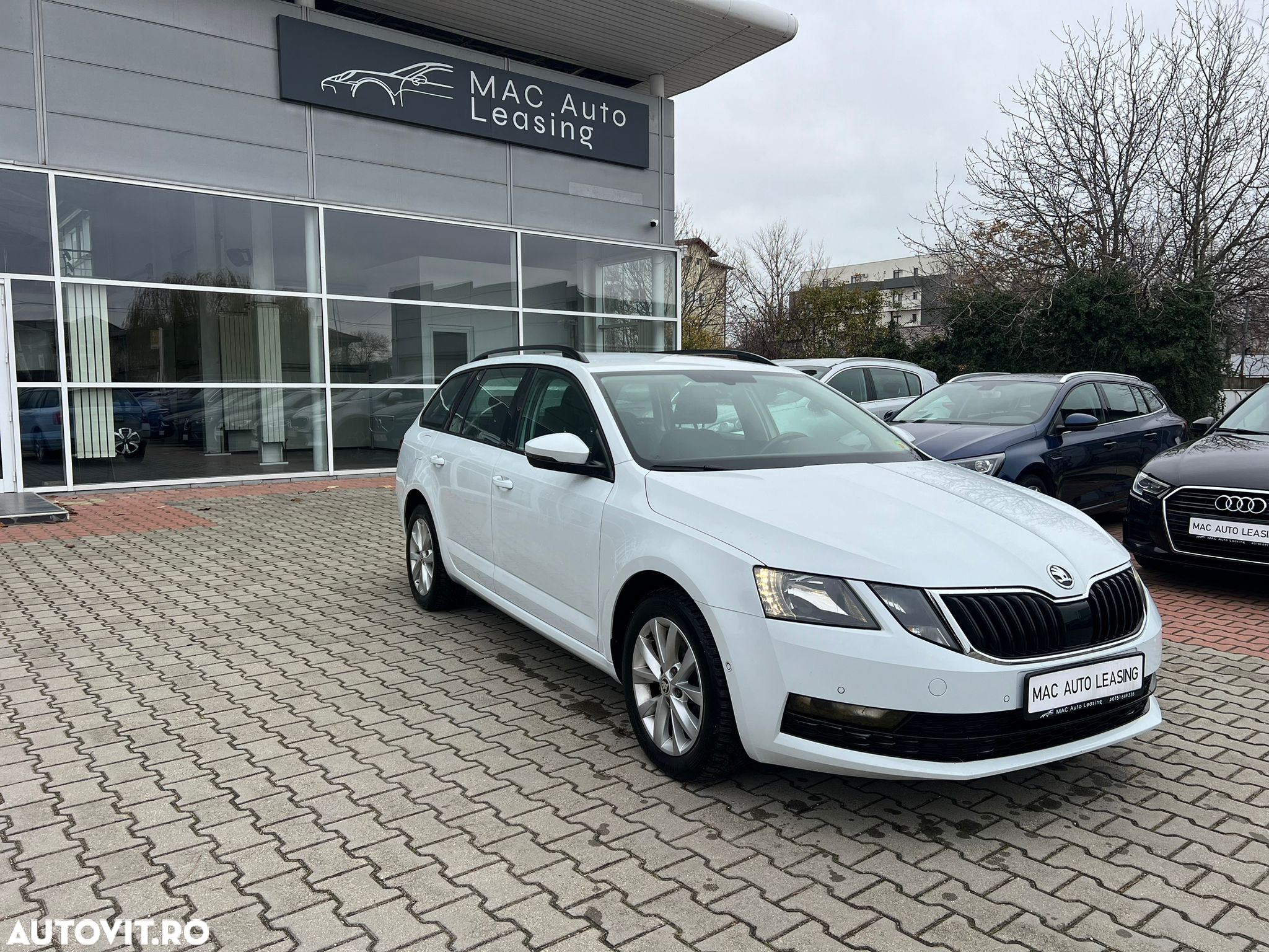 Skoda Octavia Combi Diesel 1.6 TDI Ambition - 5