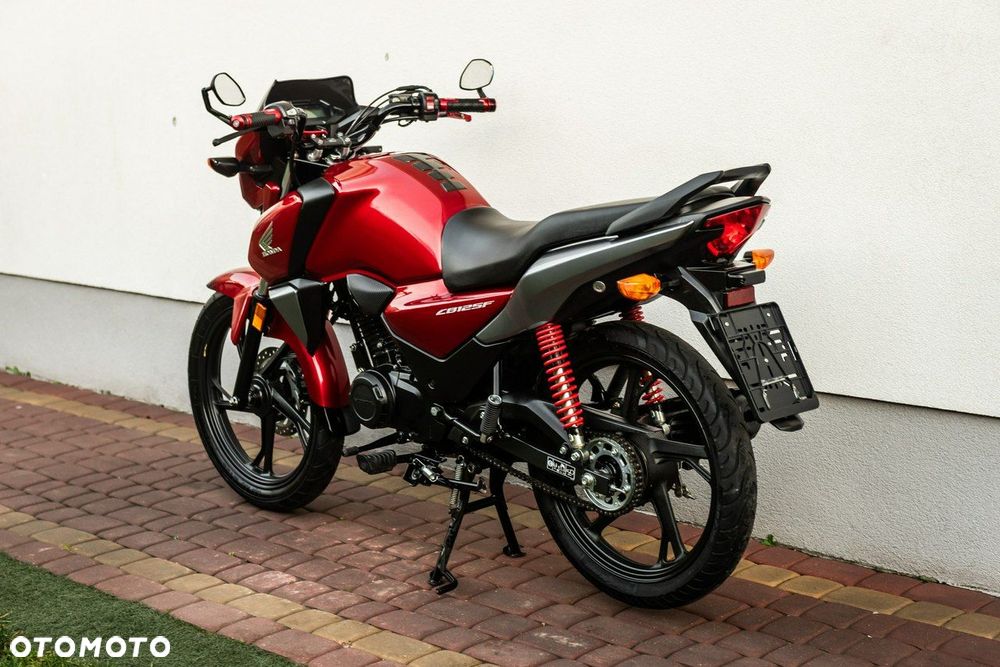 Honda CB - 4