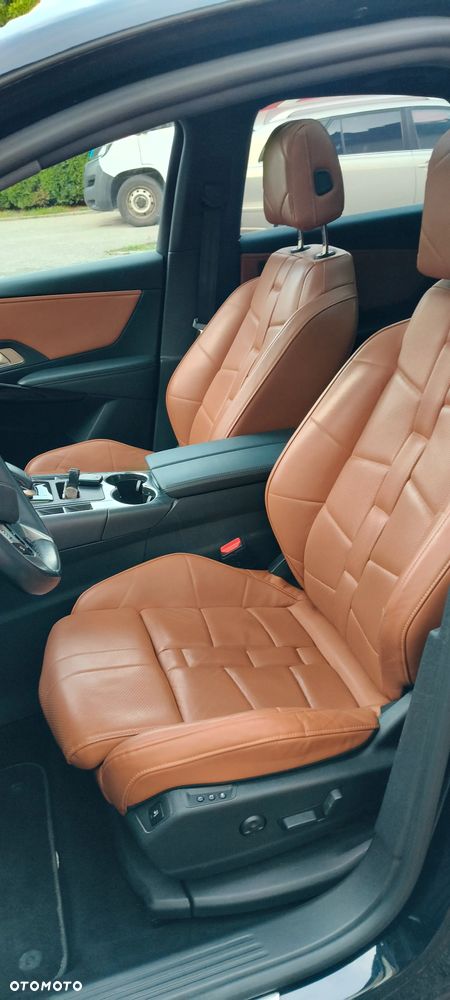 DS Automobiles DS 7 Crossback 2.0 BlueHDi Performance Line + - 7