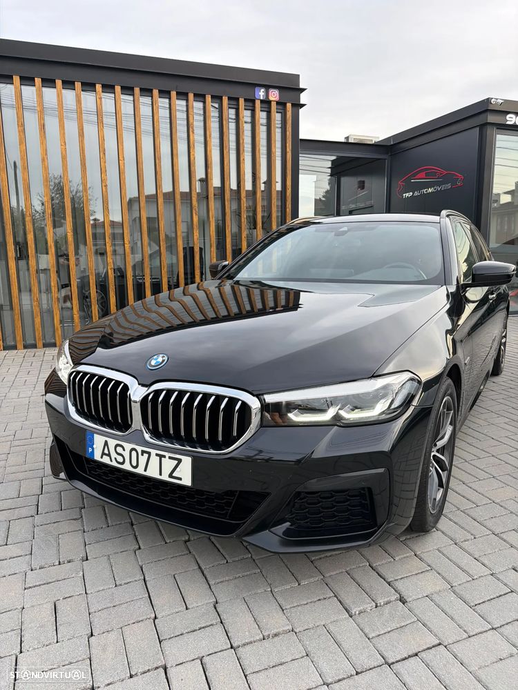 BMW 530 e Pack Desportivo M - 8
