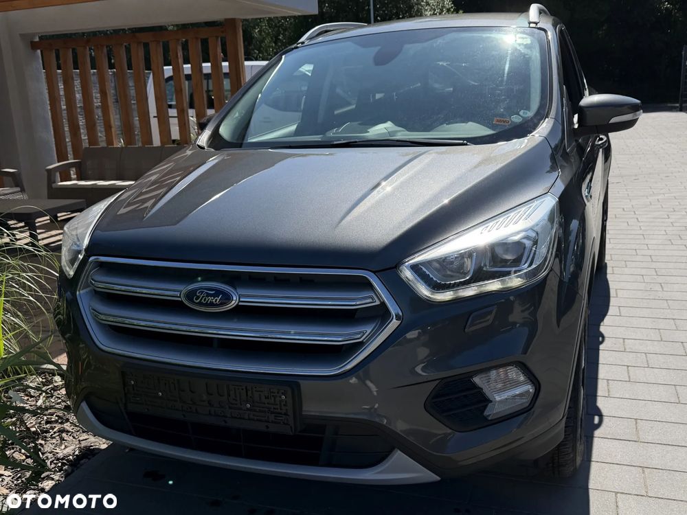 Ford Kuga 2.0 TDCi 2x4 Titanium - 10