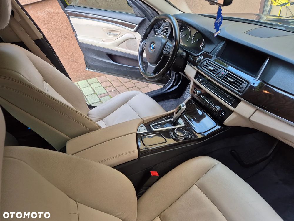 BMW Seria 5 520d Efficient Dynamics Edition - 6