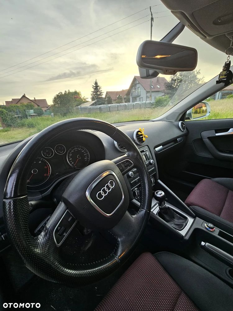 Audi A3 Sportback 2.0 TDI DPF Attraction - 9