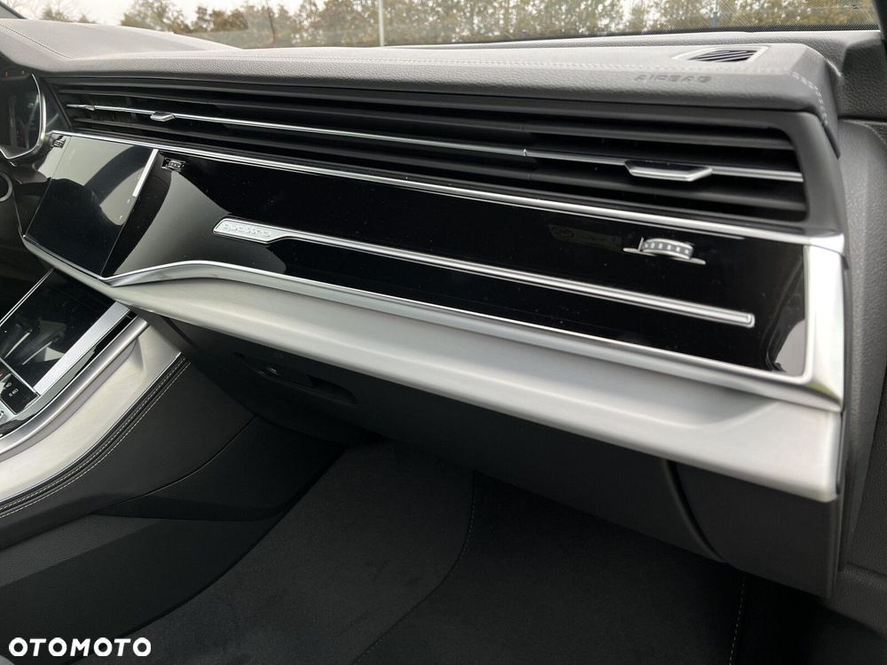 Audi Q7 - 16