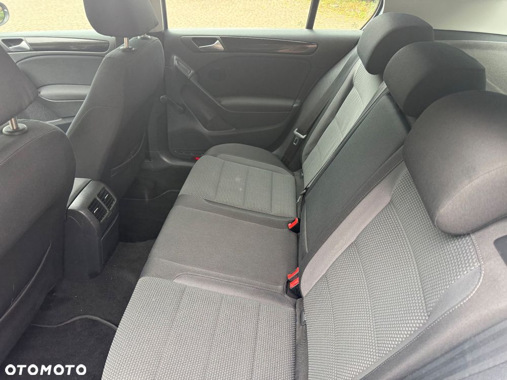 Volkswagen Golf 2.0 TDI DPF Trendline - 28