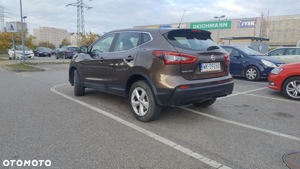 Nissan Qashqai ver-1-2-dig--t-acenta-eu6 - 4