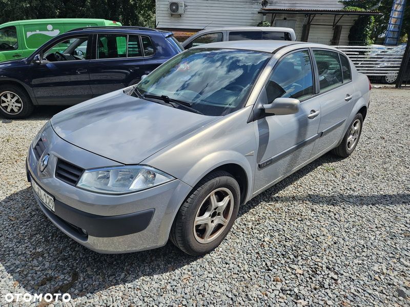Renault Megane 1.6 16V Alize - 1