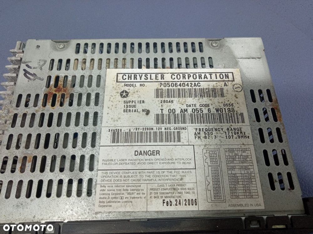 CARAVAN VOYAGER IV RADIO CD KASETY FABRYCZNE OEM P05064042AC - 5