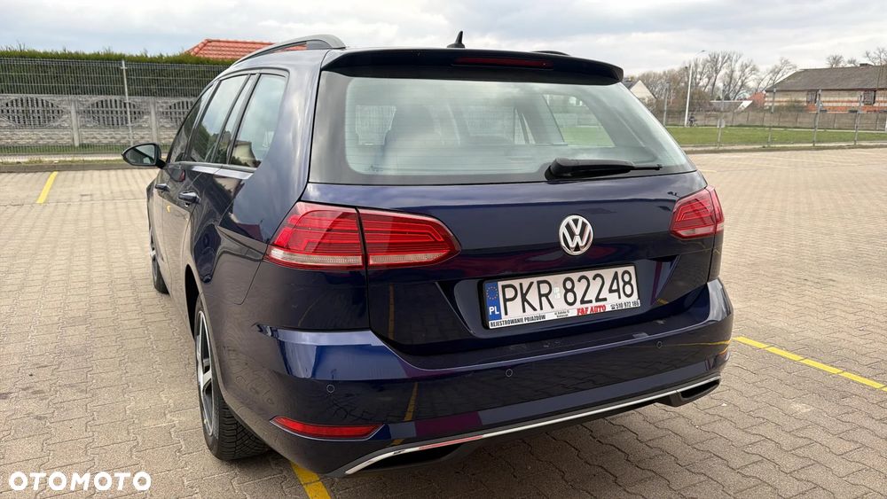 Volkswagen Golf 2.0 TDI SCR 4Motion DSG Comfortline - 11