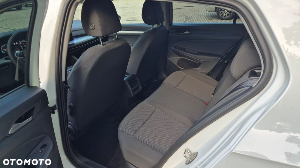 Volkswagen Golf - 18