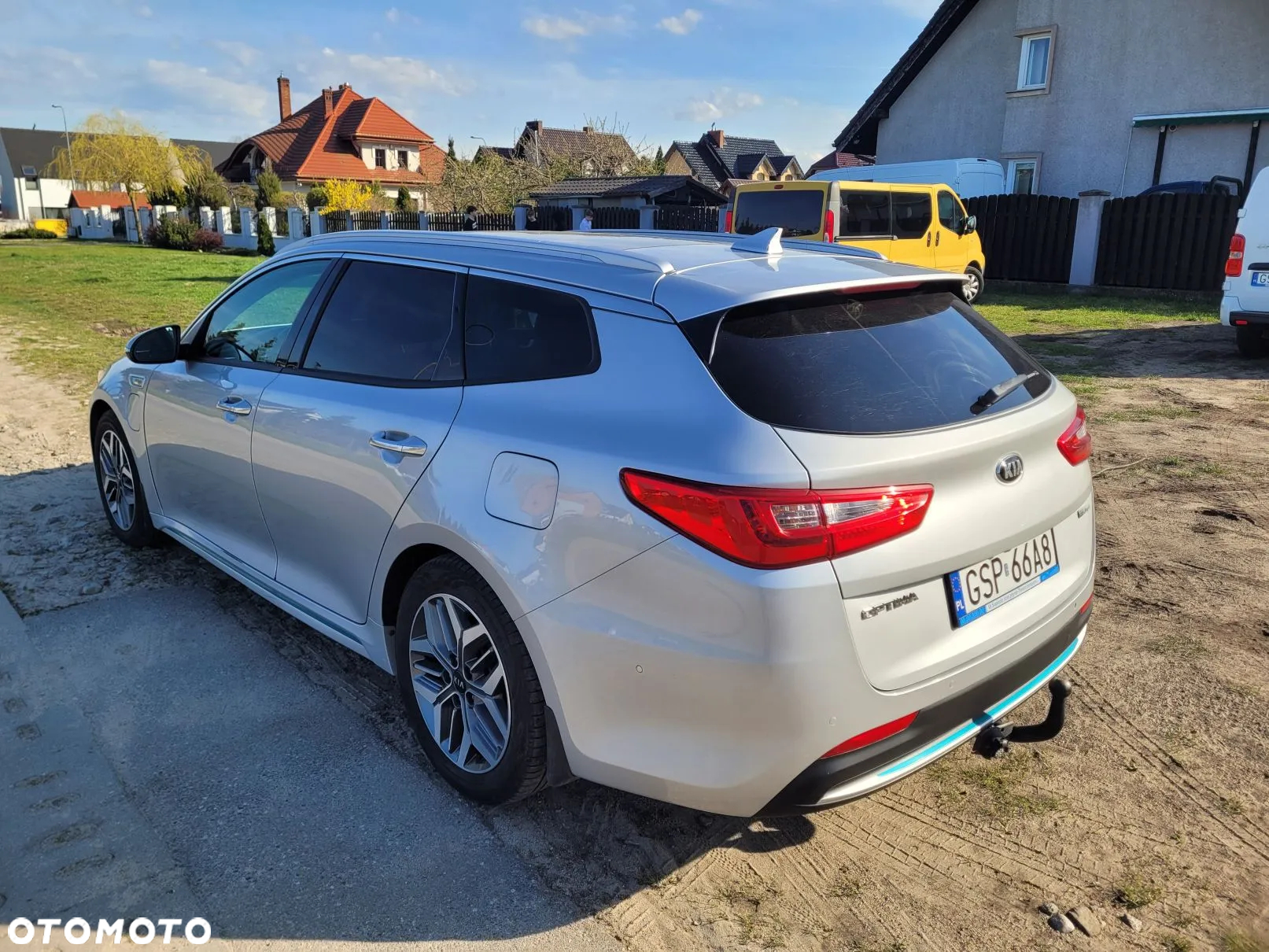 Kia Optima Plug-in Hybrid - 12
