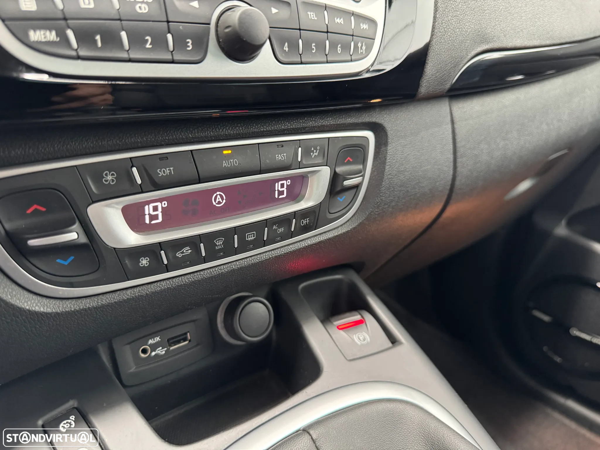 Renault Scénic 1.6 DCi Bose Edition - 28