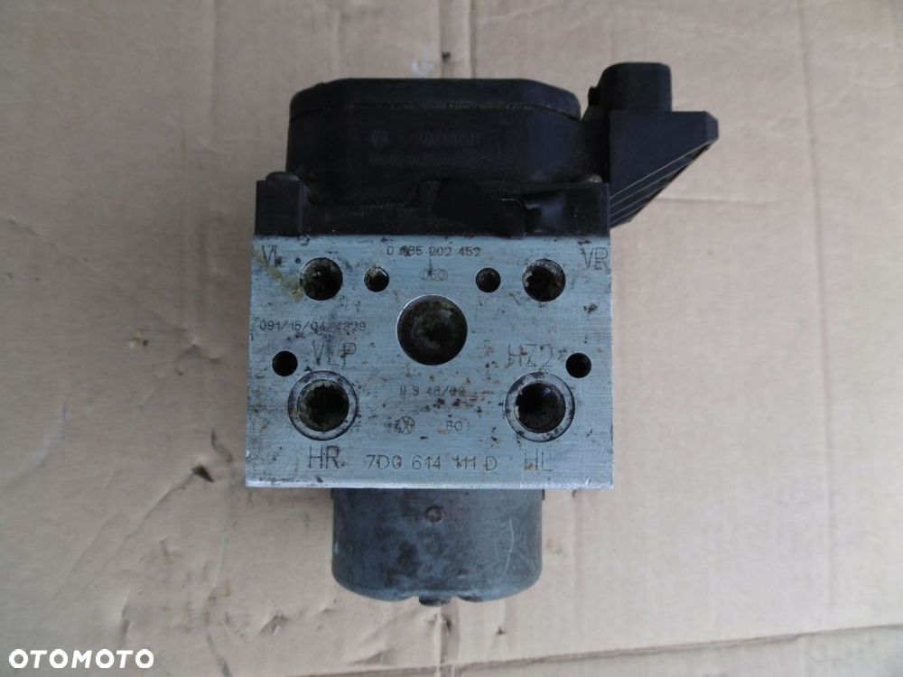 VW MULTIVAN T4 POMPA STEROWNIK ABS ESP 7D061411D - 2