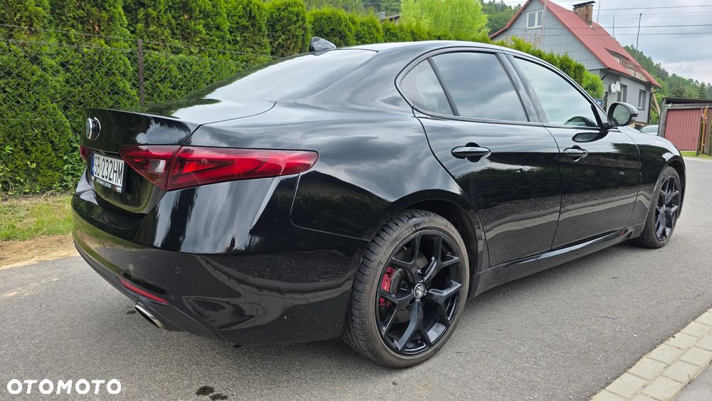 Alfa Romeo Giulia 2.0 Turbo TI Q4 - 5
