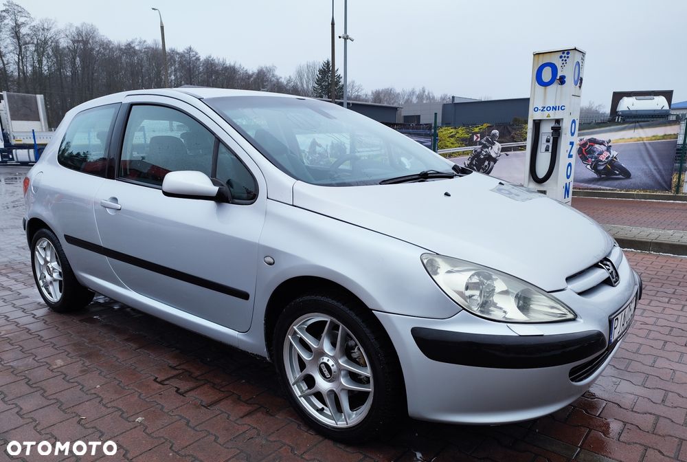 Peugeot 307 - 1
