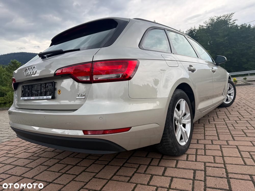 Audi A4 Avant 2.0 TDI ultra S tronic - 5