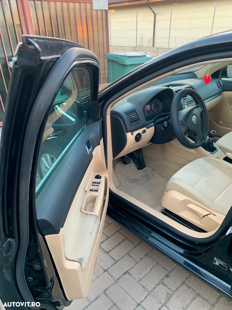 Volkswagen Jetta 1.6 Comfortline - 1