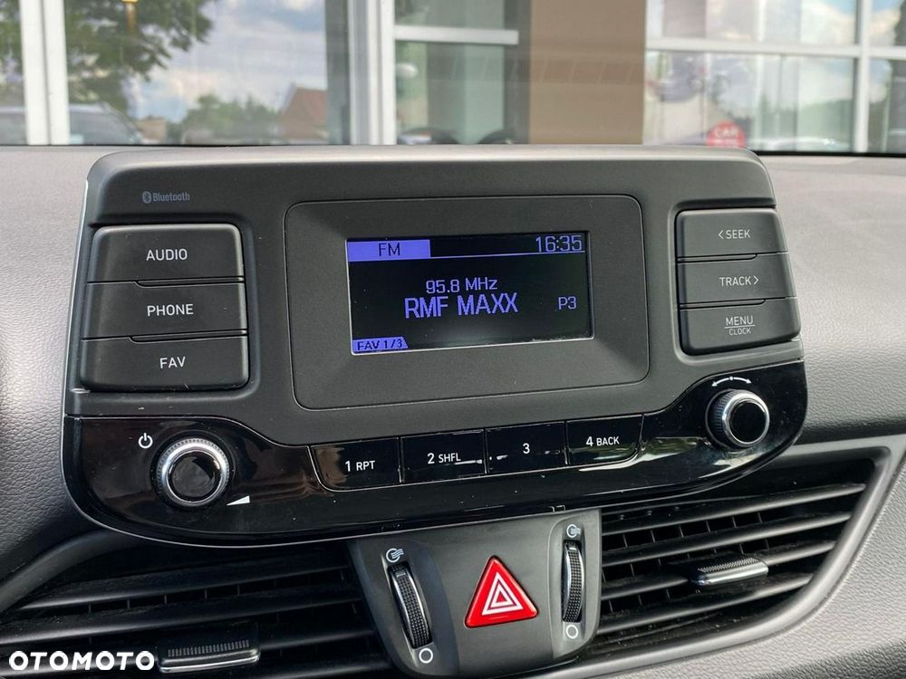 Hyundai i30 1.5 DPI Modern - 22