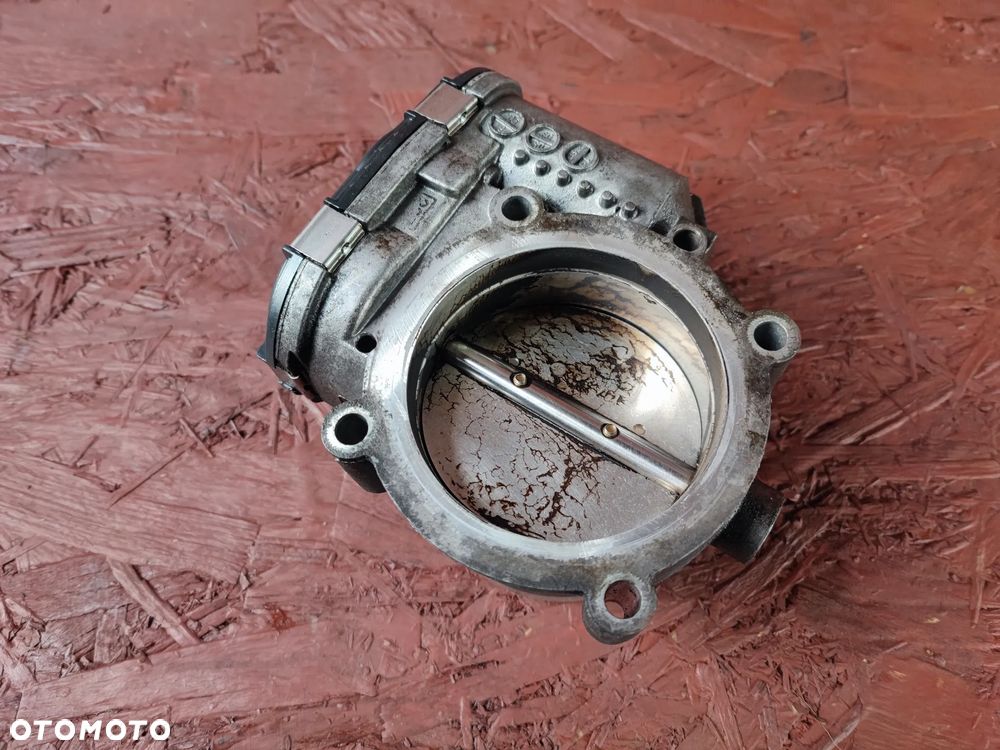 PORSCHE CAYENNE ORYGINALNA ELEKTRYCZNA PRZEPUSTNICA POWIETRZA BOSCH DO SILNIKA 4.5 V8 M48.00 O NR. 0280750114 OEM - 4