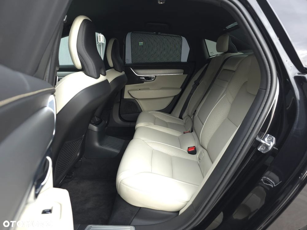 Volvo S90 T8 AWD Plug-In Hybrid Inscription - 29