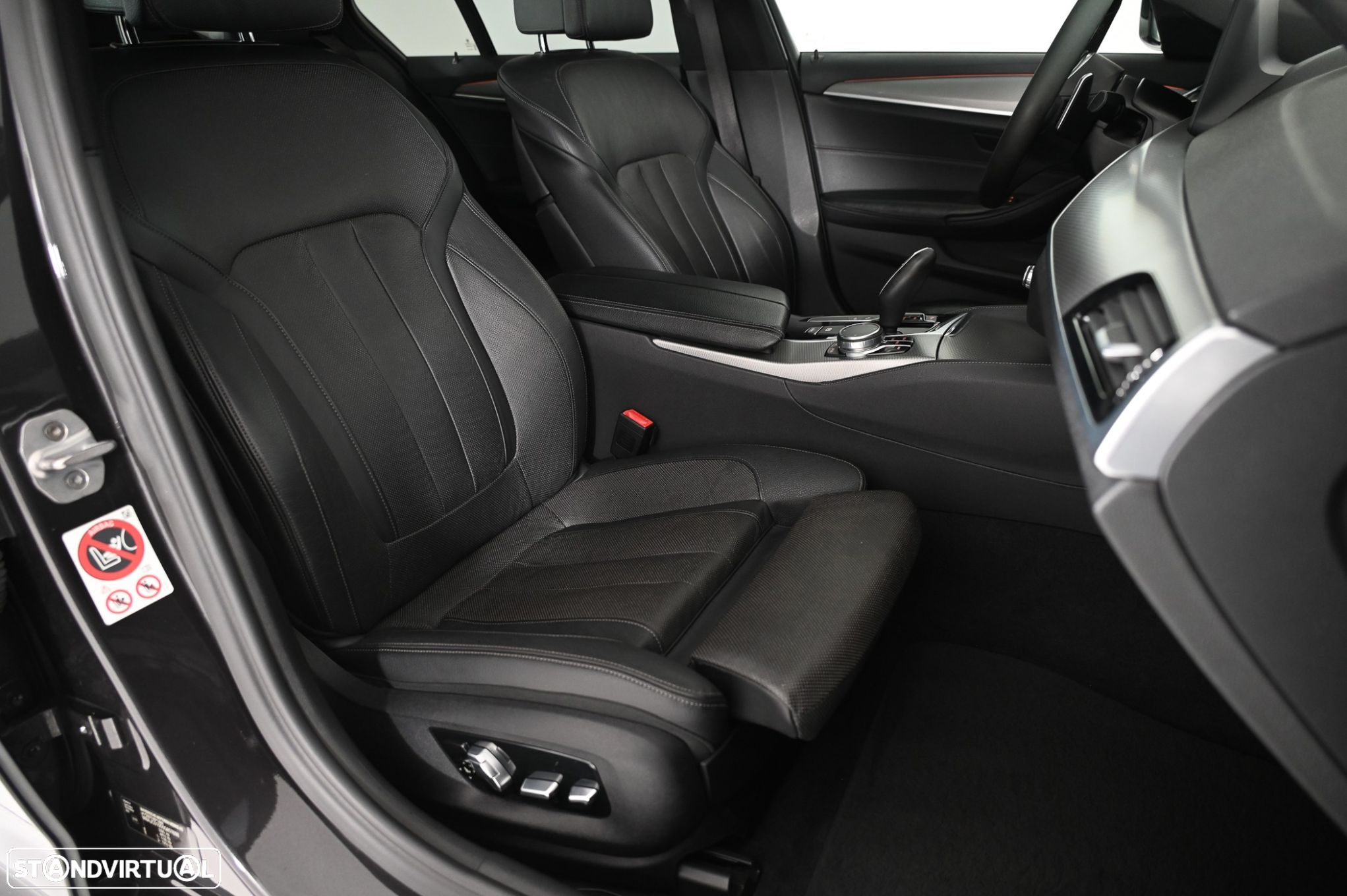 BMW 520 d xDrive Pack M Auto - 16