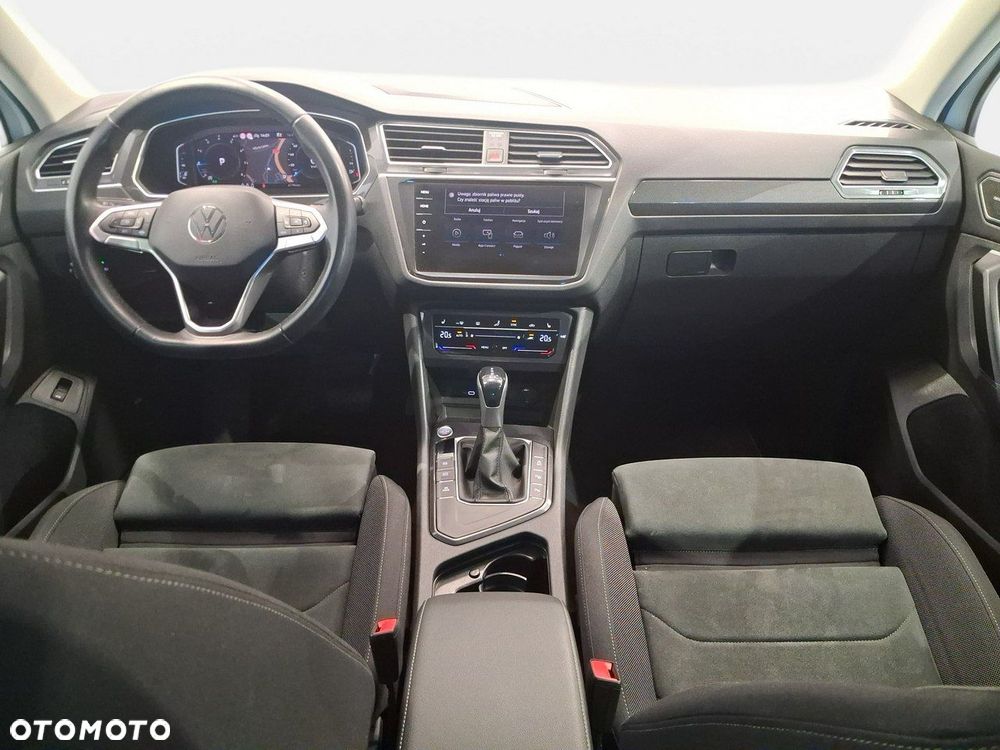 Volkswagen Tiguan - 15