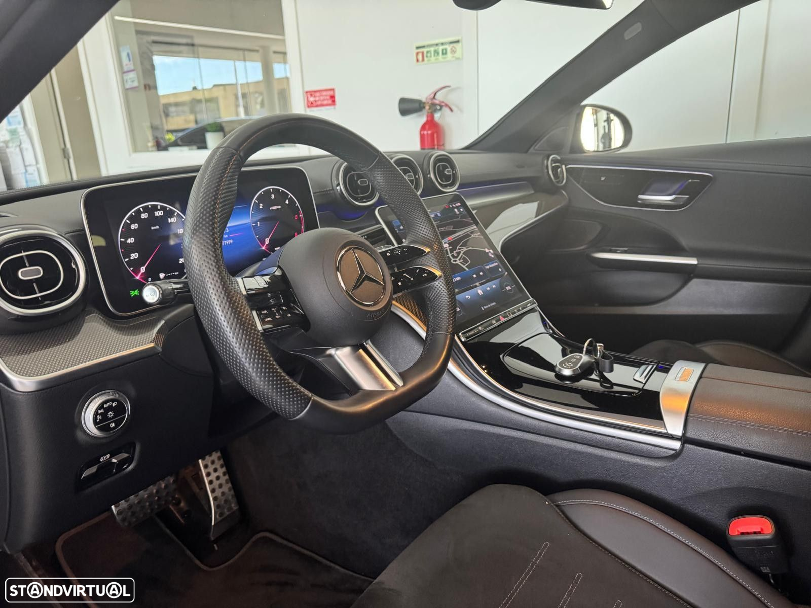 Mercedes-Benz C 300 d AMG Line - 23