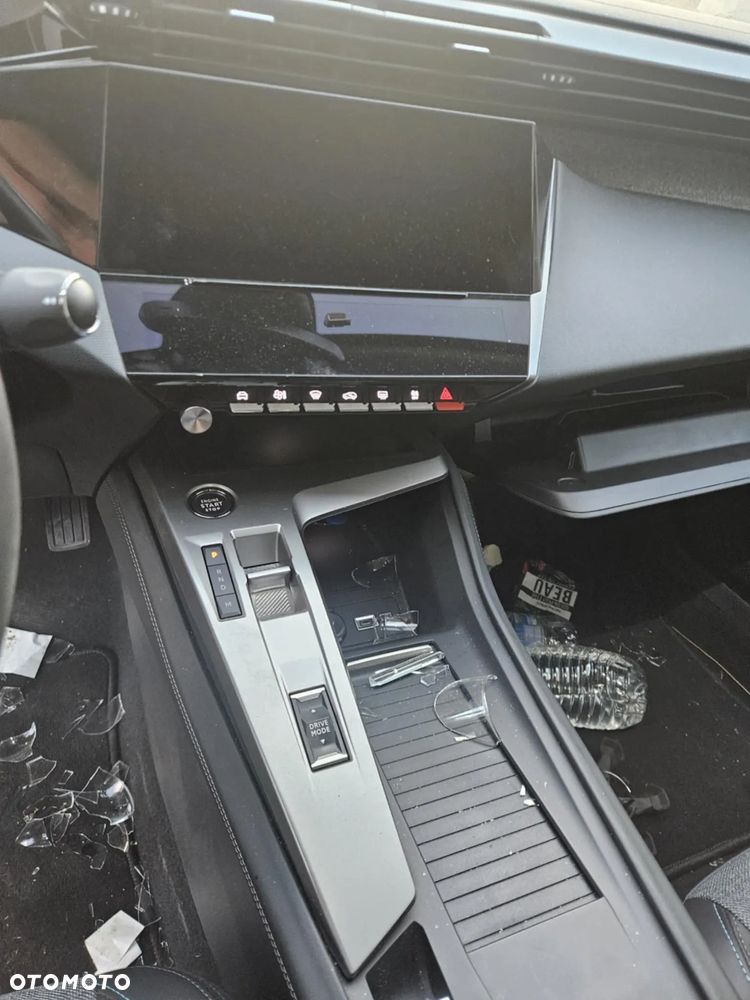 Peugeot 408 1.2 PureTech Allure Pack S&S EAT8 - 19