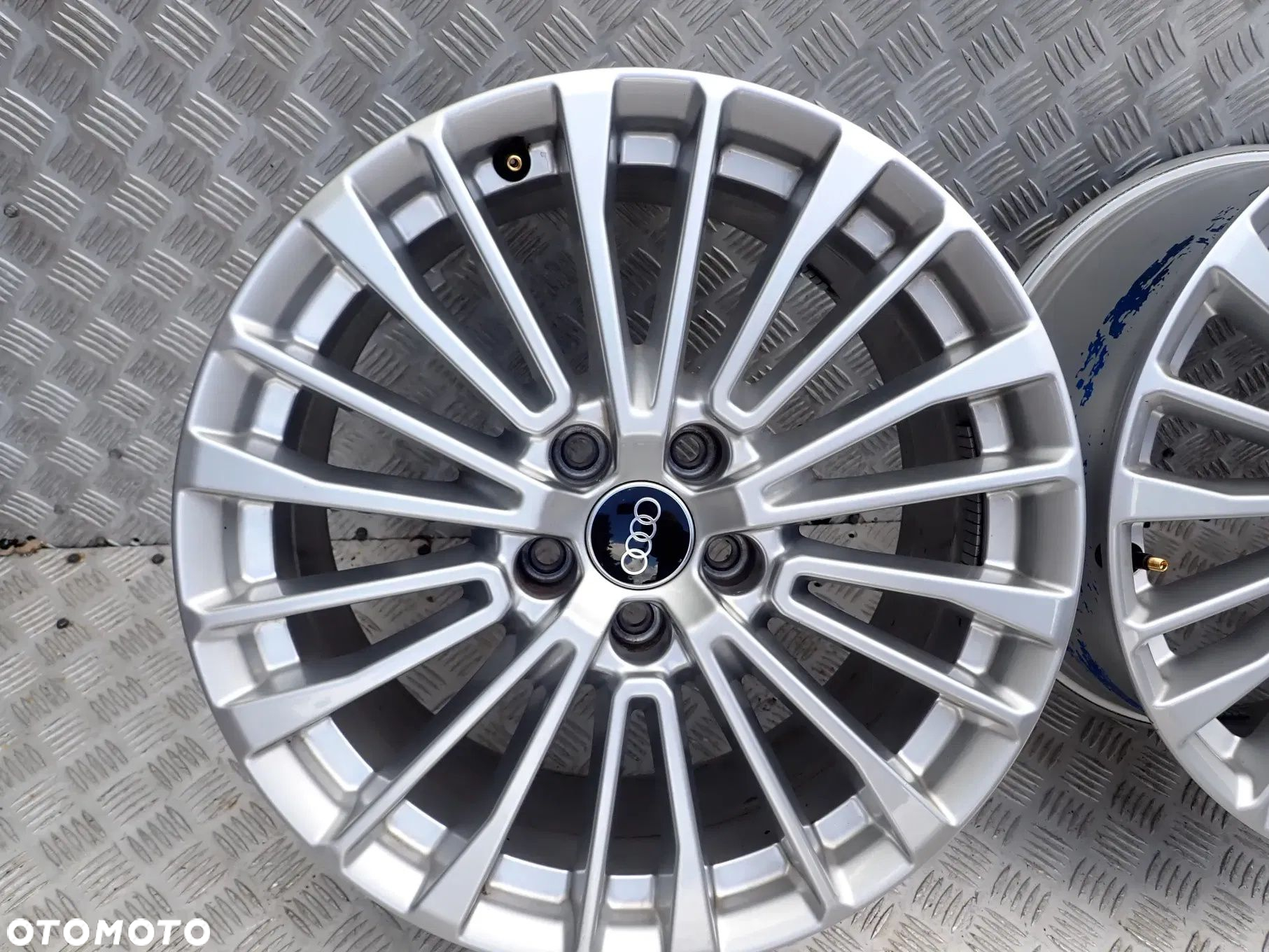 FELGI ALUMINIOWE AUDI A6 C7 A5 5X112 ET39 8JX18 4K0601025C - 7