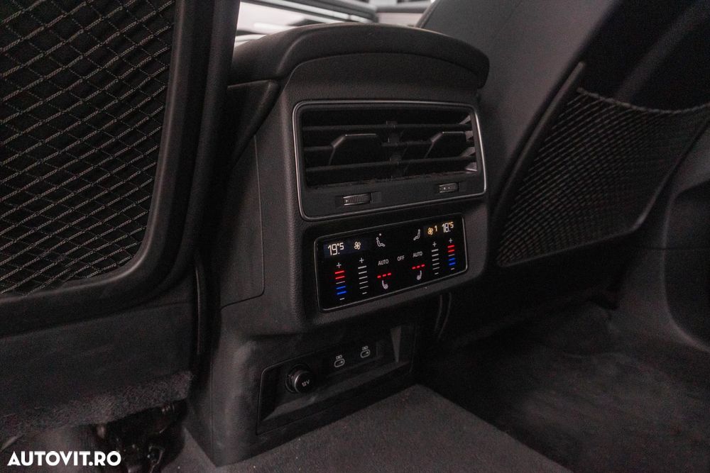 Audi Q7 50 TDI quattro Tiptronic S line - 35