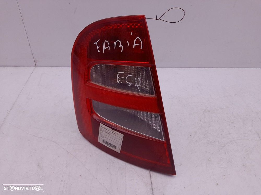 Farolim direito SKODA Fabia I Hatchback (6Y2) - 1
