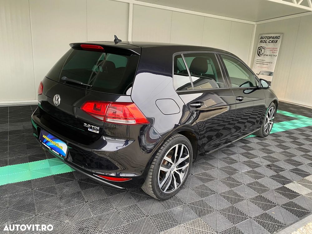 Volkswagen Golf - 11