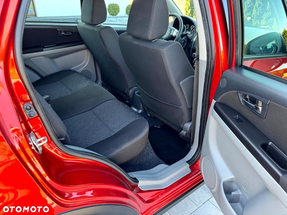Suzuki SX4 - 12