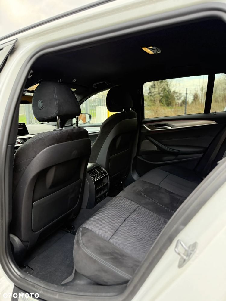 BMW Seria 5 530i xDrive M Sport sport - 12