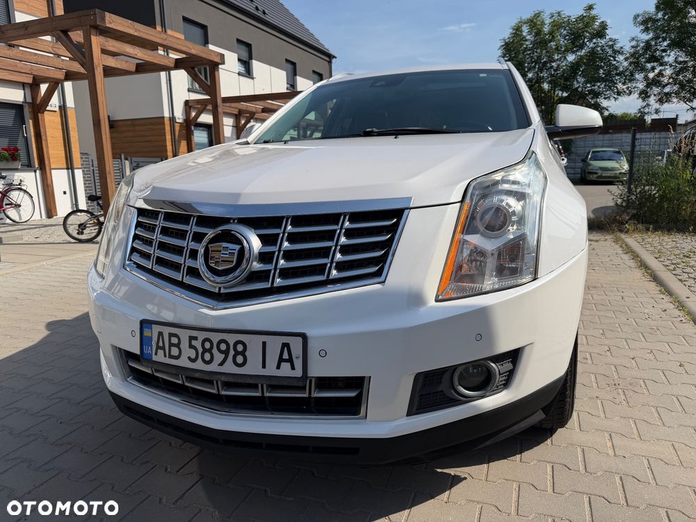 Cadillac SRX - 31